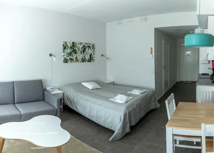 מלון דירות Lost In Yllaes 4*